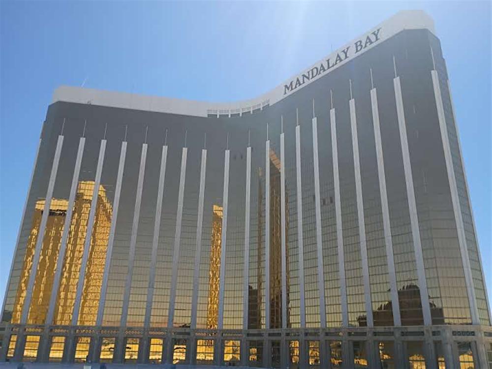 The curved gold glass facade of Mandalay Bay